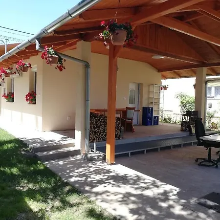 Апартаменты Wigwam 140 M2 *